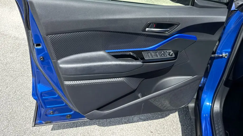 2020 Toyota C-HR LE