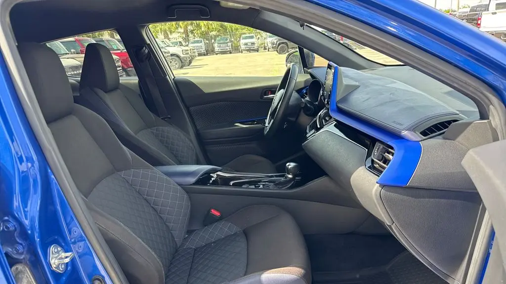 2020 Toyota C-HR LE