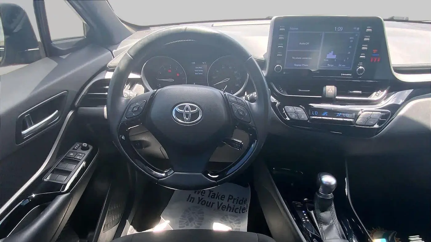 2021 Toyota C-HR LE
