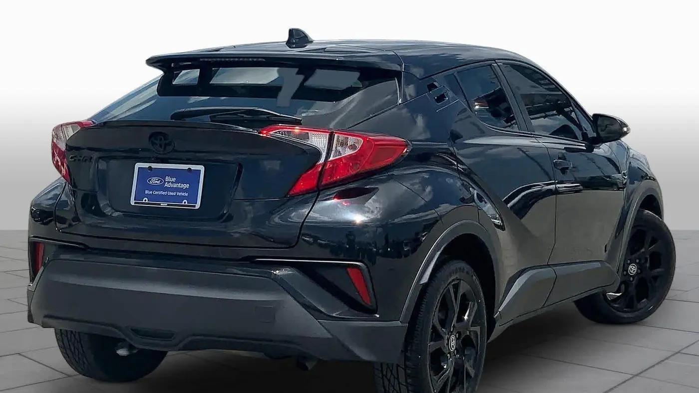 2021 Toyota C-HR LE