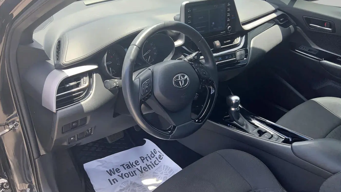 2021 Toyota C-HR LE