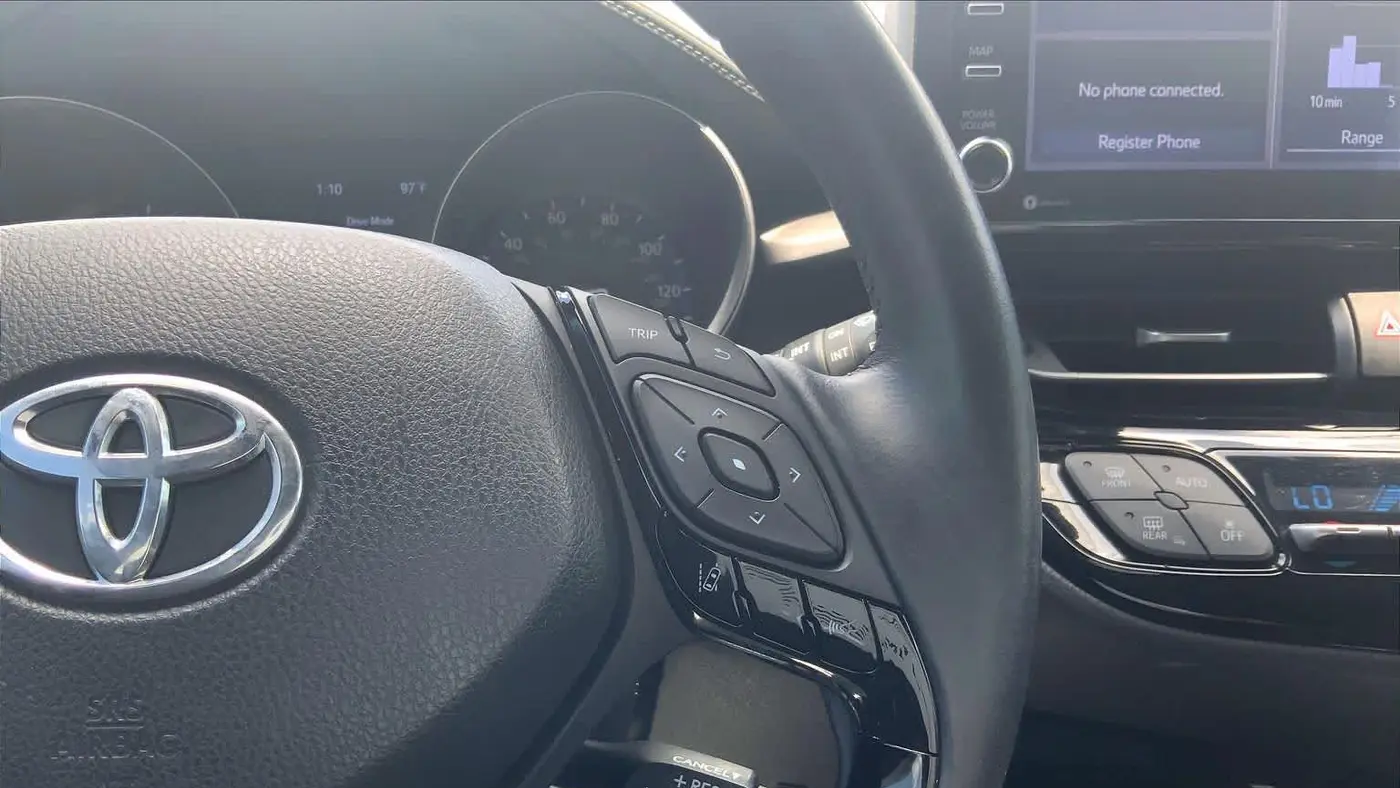 2021 Toyota C-HR LE