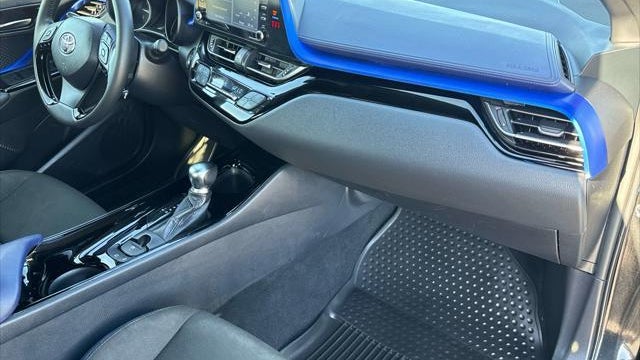2021 Toyota C-HR XLE