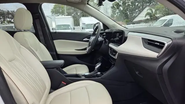 2025 Buick Encore GX Avenir