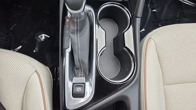 2025 Buick Encore GX Avenir