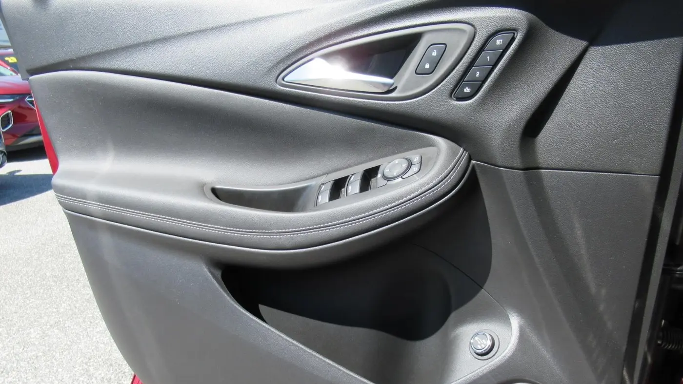 2024 Buick Encore GX Avenir