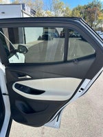 2022 Encore GX Thumbnail 31