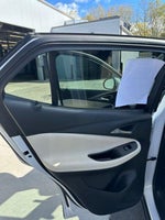 2022 Encore GX Thumbnail 32