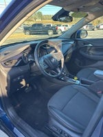 2023 Encore GX Thumbnail 10