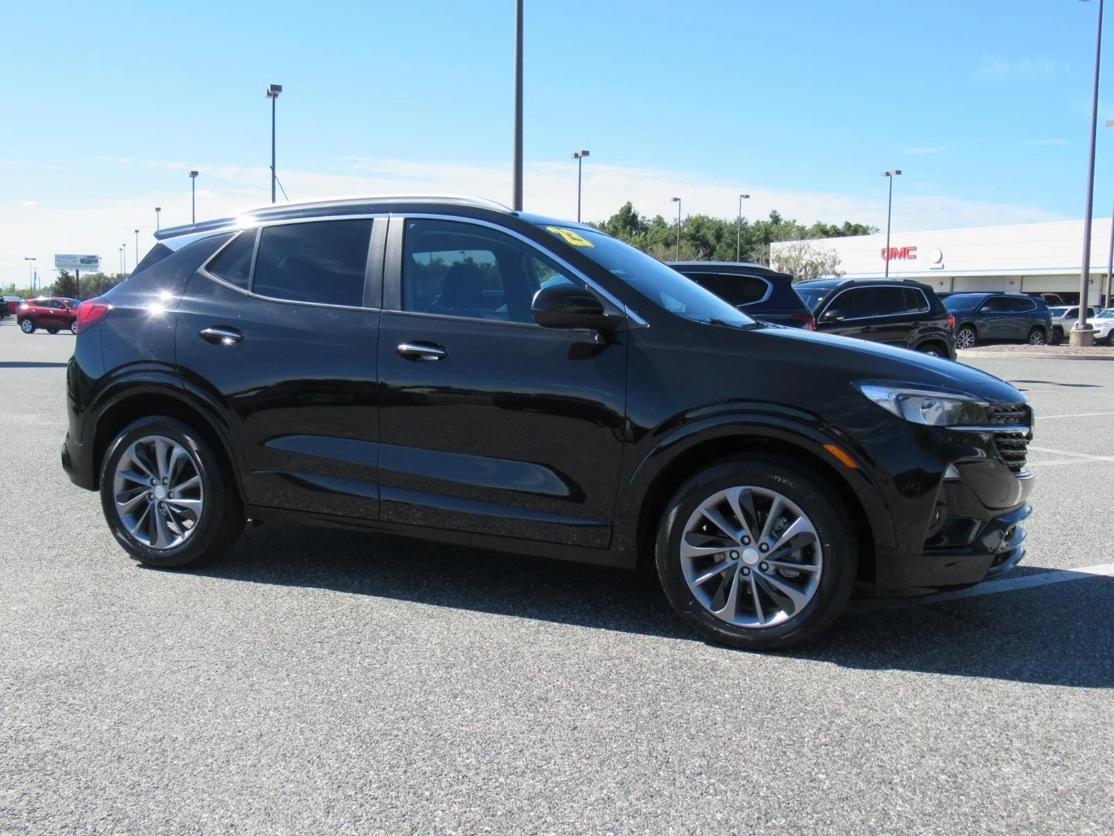 2023 Buick Encore GX Select — photo 1 of 12