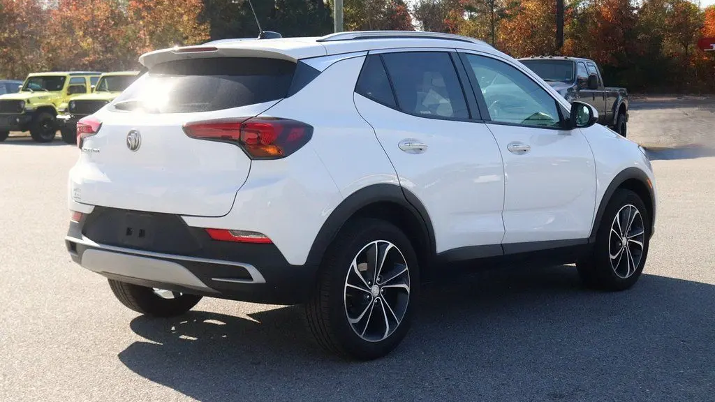 2022 Buick Encore GX Select