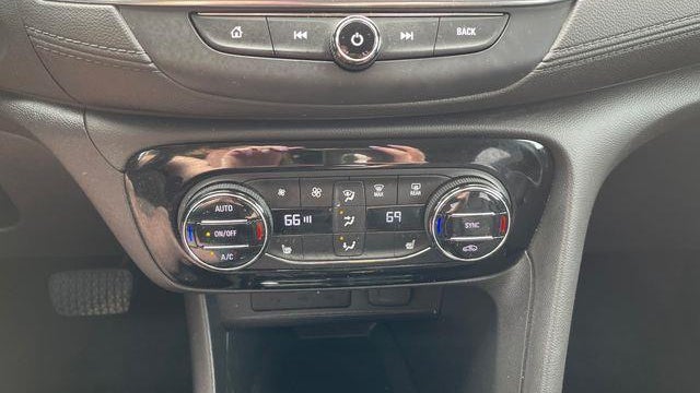 2022 Buick Encore GX Essence