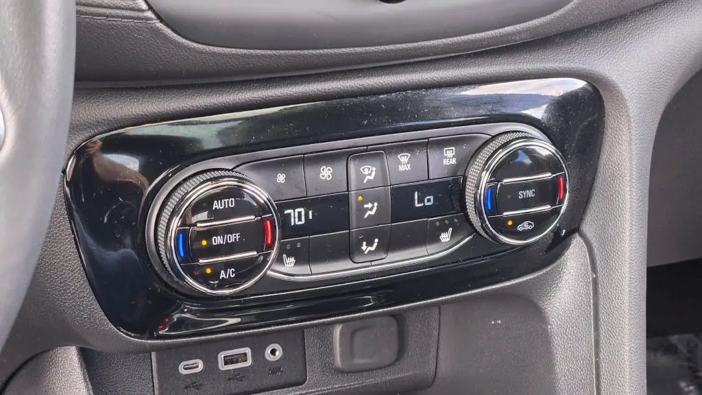 2023 Buick Encore GX Essence