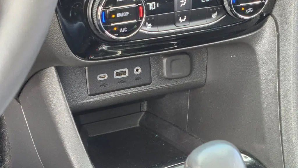 2023 Buick Encore GX Essence