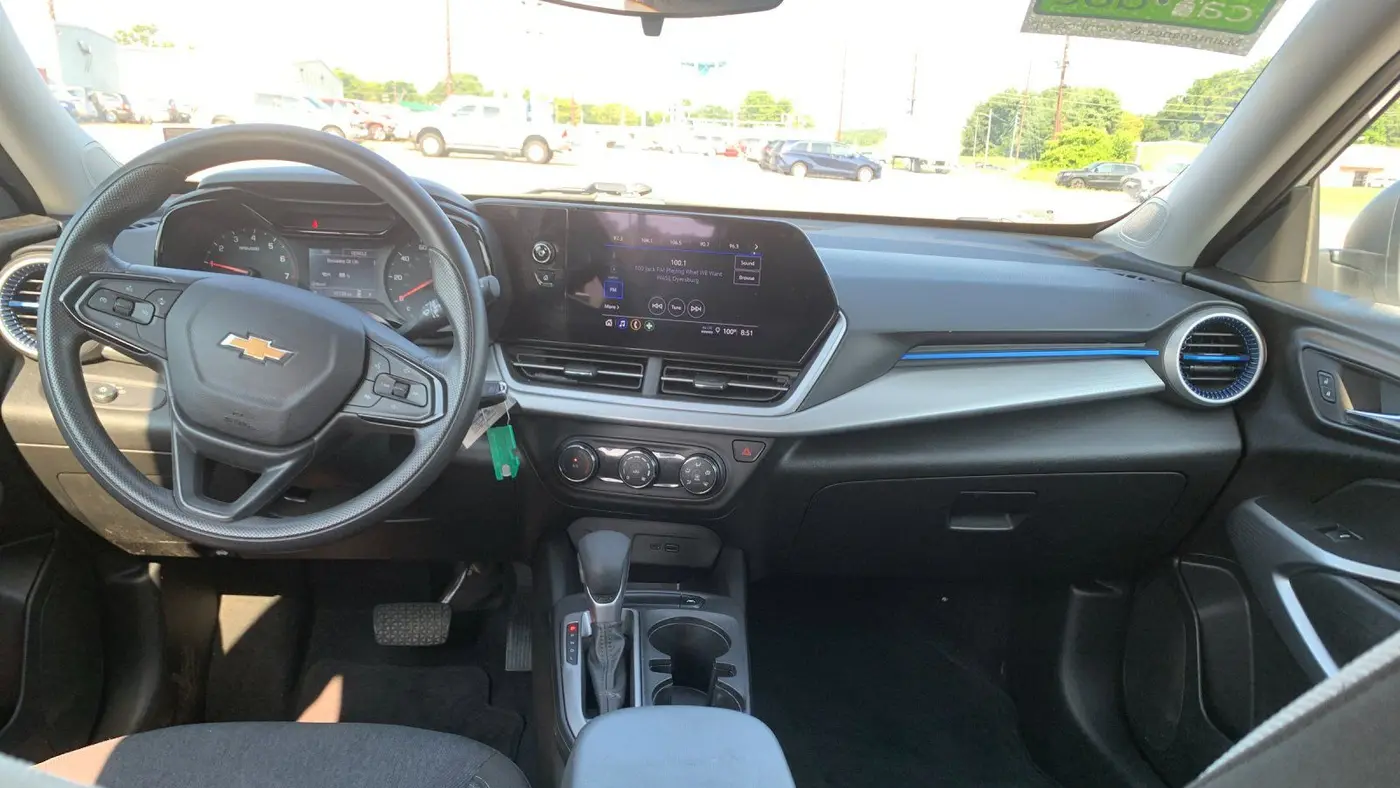 2024 Chevrolet Trax LS