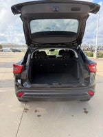 2024 Trax Thumbnail 9