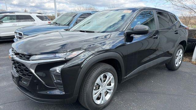 Preowned 2024 Chevrolet Trax LS for Sale