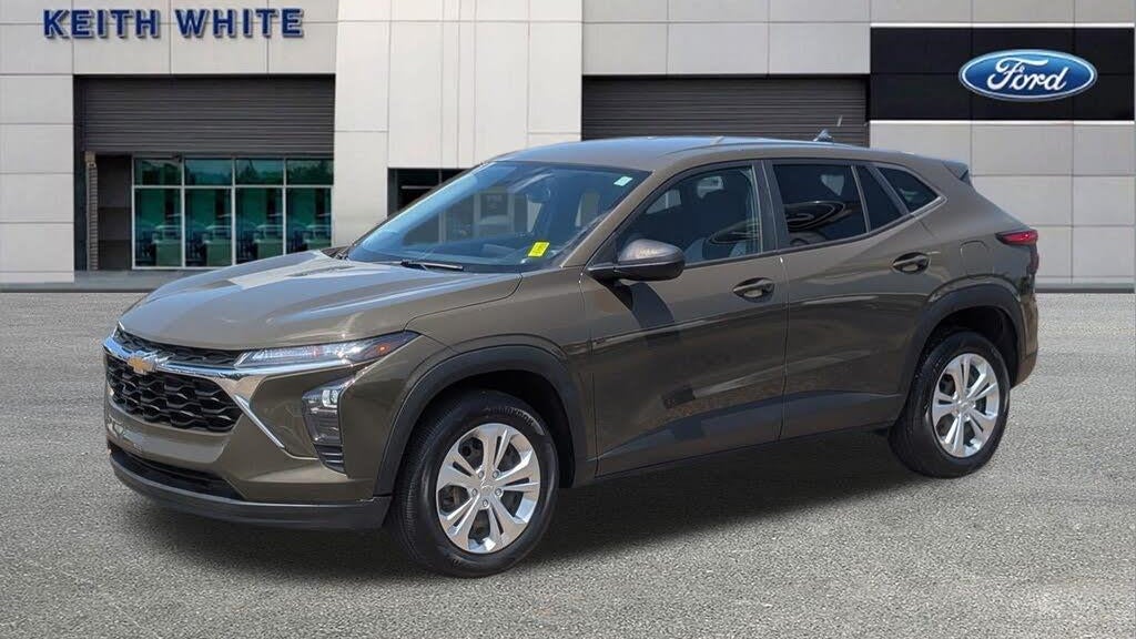 Preowned 2024 Chevrolet Trax LS for Sale