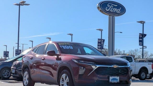2025 Chevrolet Trax LS