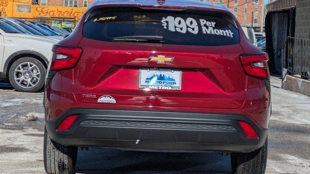 2025 Chevrolet Trax LS