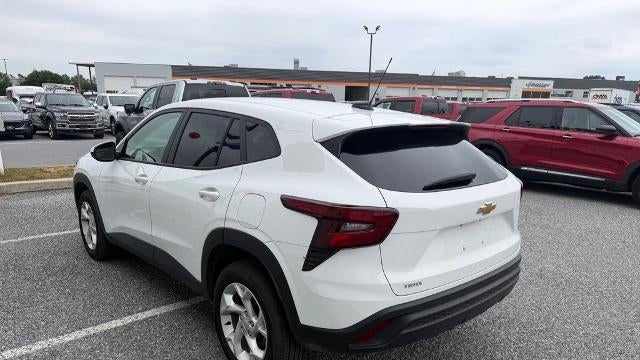 2025 Chevrolet Trax LS