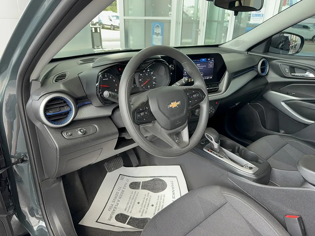 2025 Chevrolet Trax - $22,995