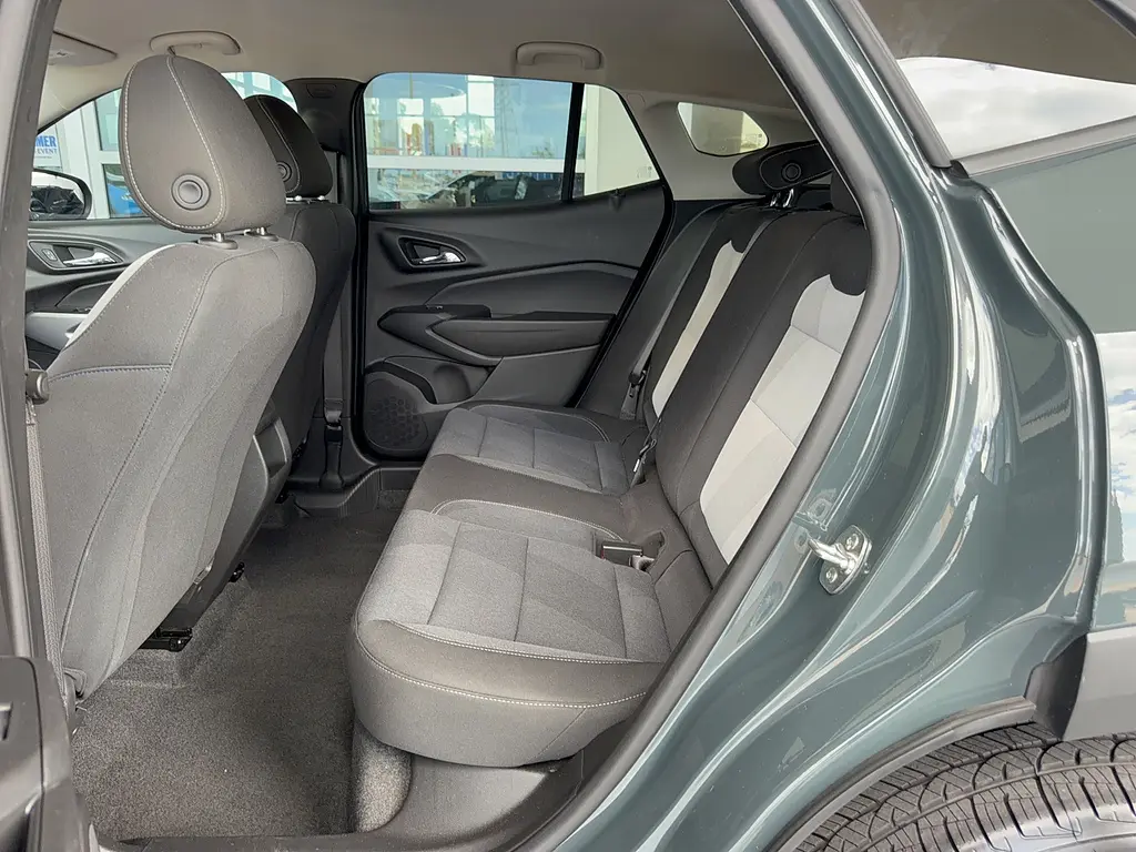 2025 Chevrolet Trax - $22,995