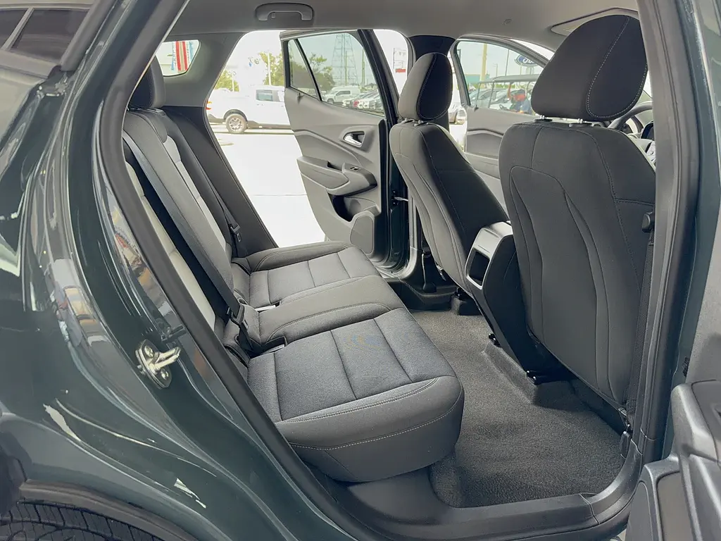 2025 Chevrolet Trax - $22,995