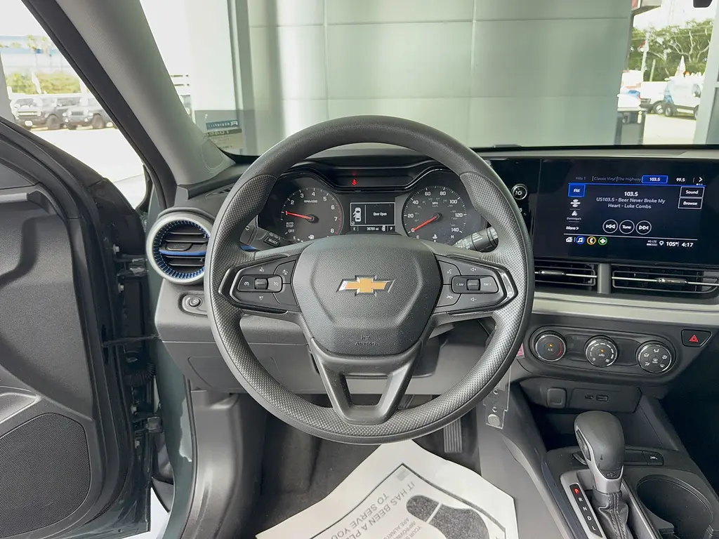 2025 Chevrolet Trax - $22,995