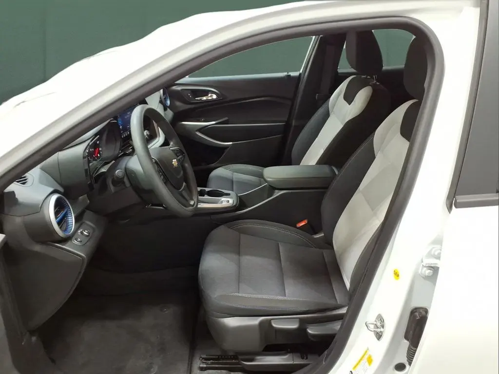 2026 Chevrolet Trax - $22,495