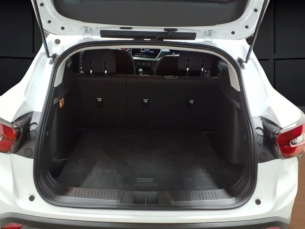 2026 Chevrolet Trax - $22,495