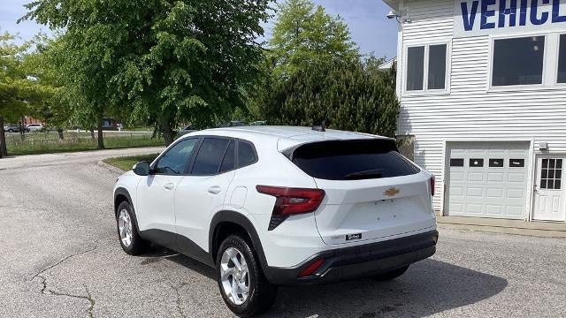 2025 Chevrolet Trax LS