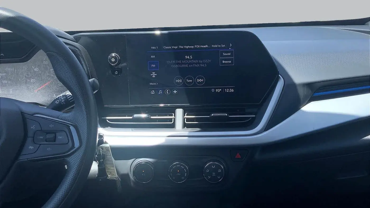 2025 Chevrolet Trax LS