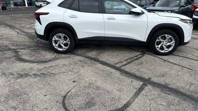 2025 Chevrolet Trax LS