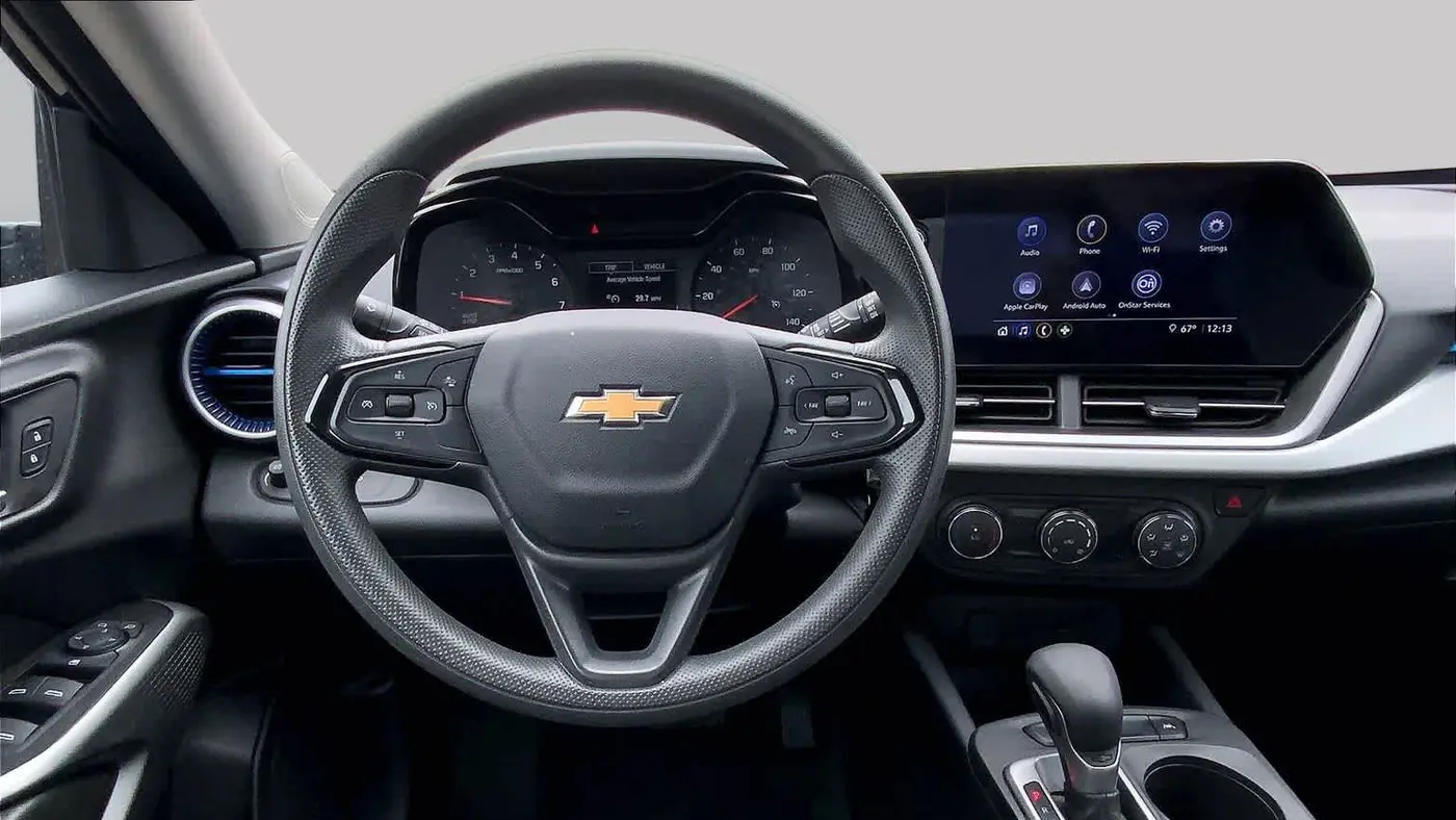 2025 Chevrolet Trax LS