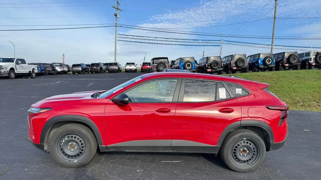 2026 Chevrolet Trax LS