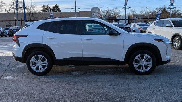 2025 Chevrolet Trax LS