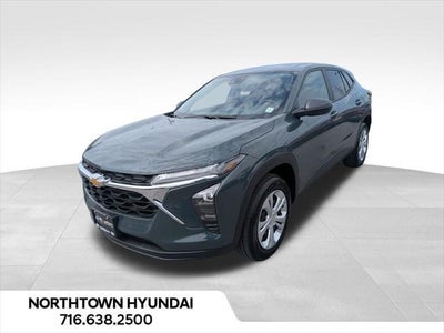 Photo of a 2025 Chevrolet Trax LS 4DR Crossover for sale