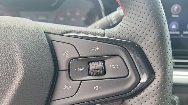 2024 Chevrolet Trax RS