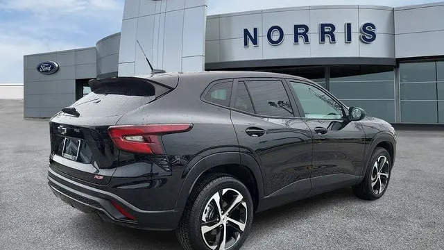 2024 Chevrolet Trax RS