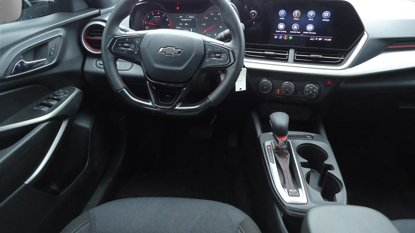 2024 Chevrolet Trax RS