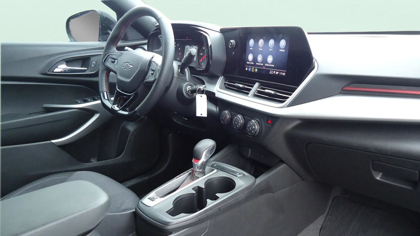 2024 Chevrolet Trax RS