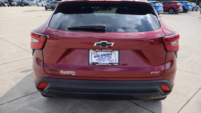 2024 Chevrolet Trax RS