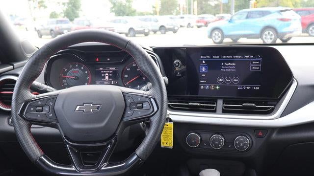 2024 Chevrolet Trax RS