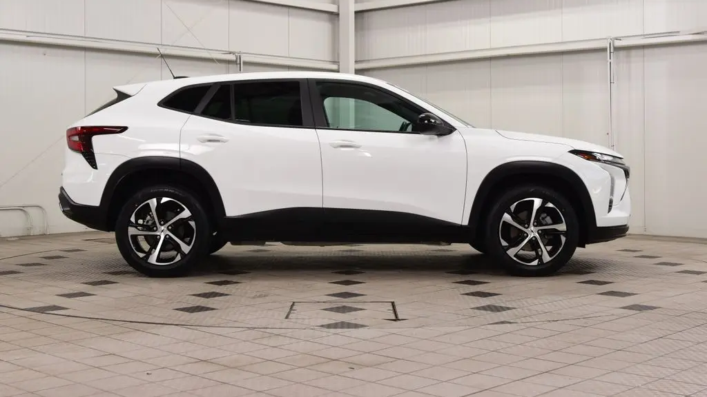 2024 Chevrolet Trax RS