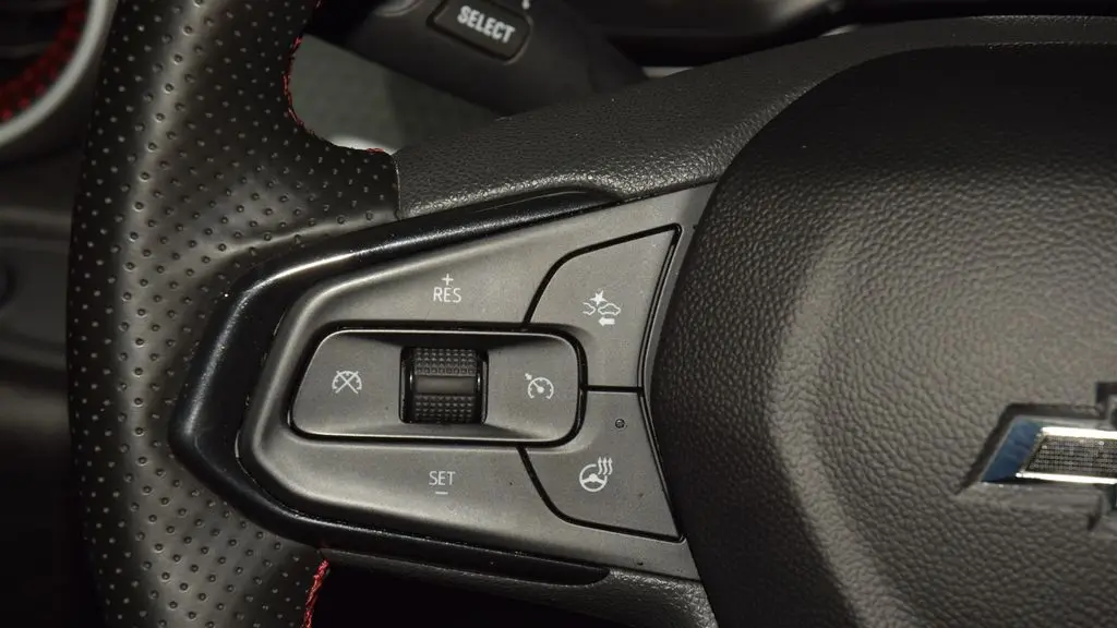 2024 Chevrolet Trax RS