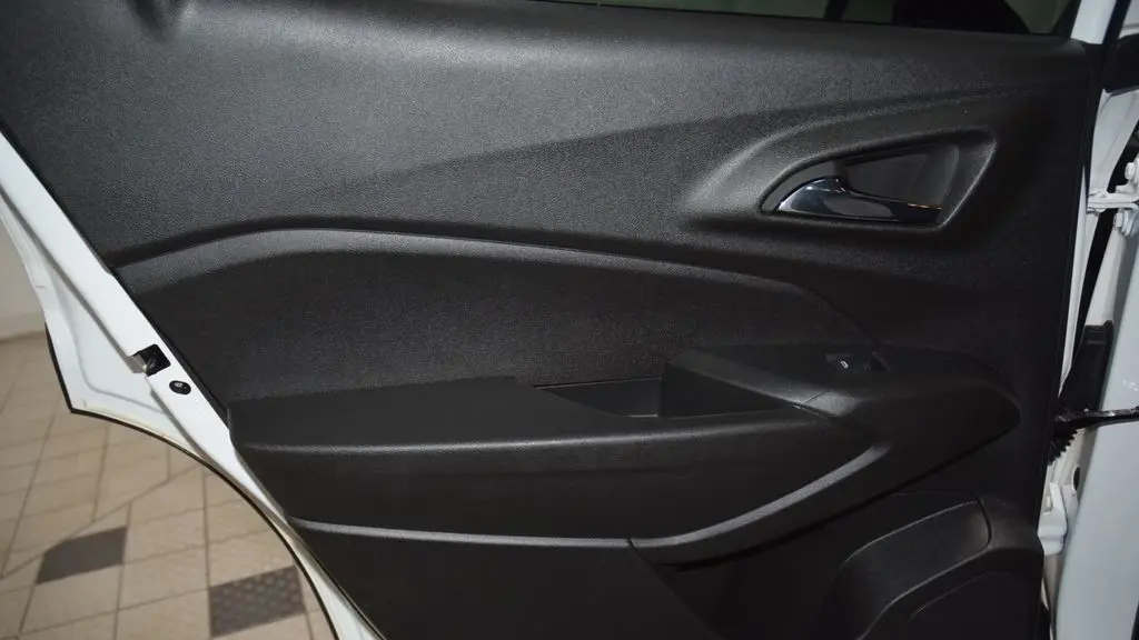 2024 Chevrolet Trax RS