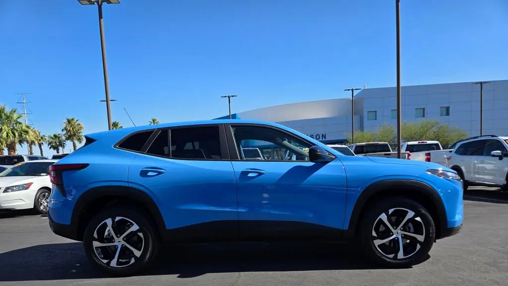 2024 Chevrolet Trax RS