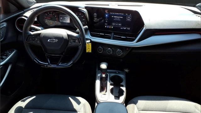 2024 Chevrolet Trax RS