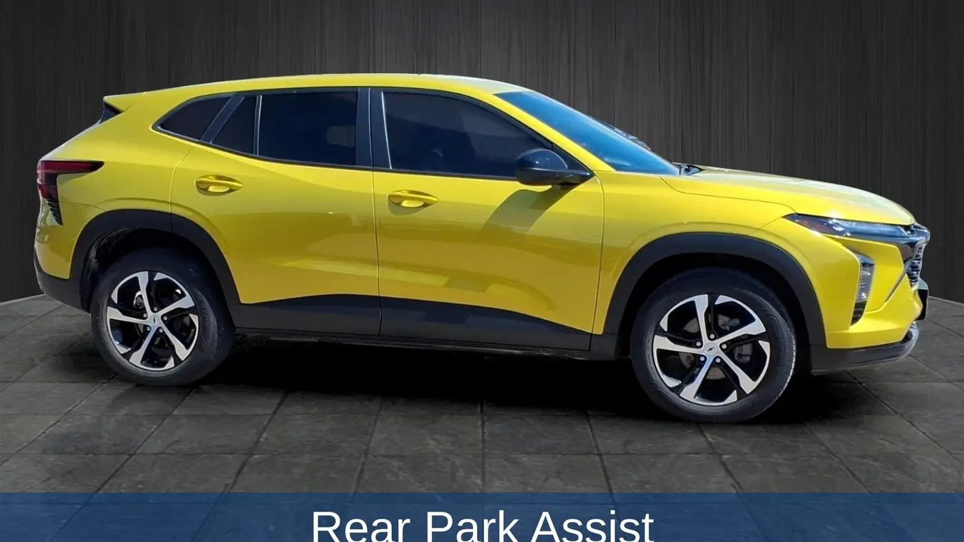 2024 Chevrolet Trax RS